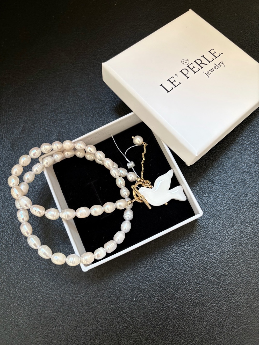 NWT Le Perle Freshwater Pearl Dove Necklace 14K Gold Plated, 40cm
